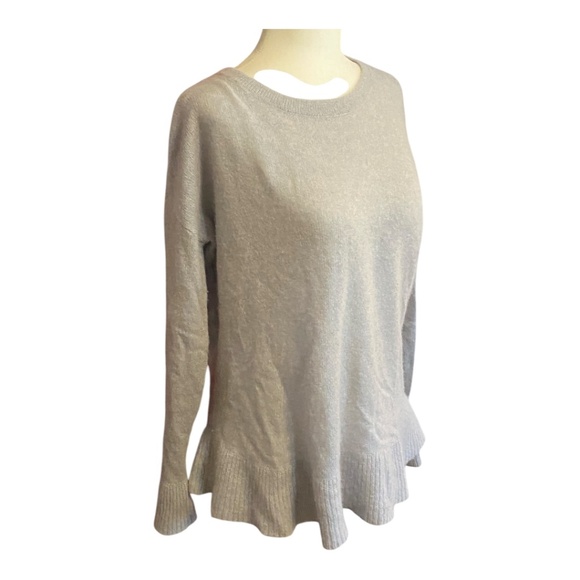 Cashmere sweater. Lord & Taylor. - Picture 2 of 16